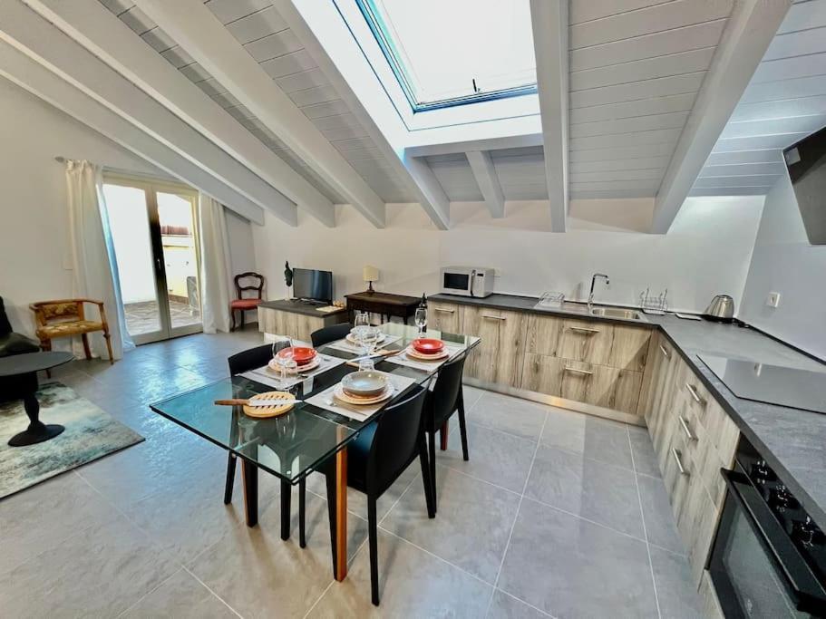 شقة Prestigioso Attico A Passo Duomo By Revenue House كاسال مونفيراتو المظهر الخارجي الصورة